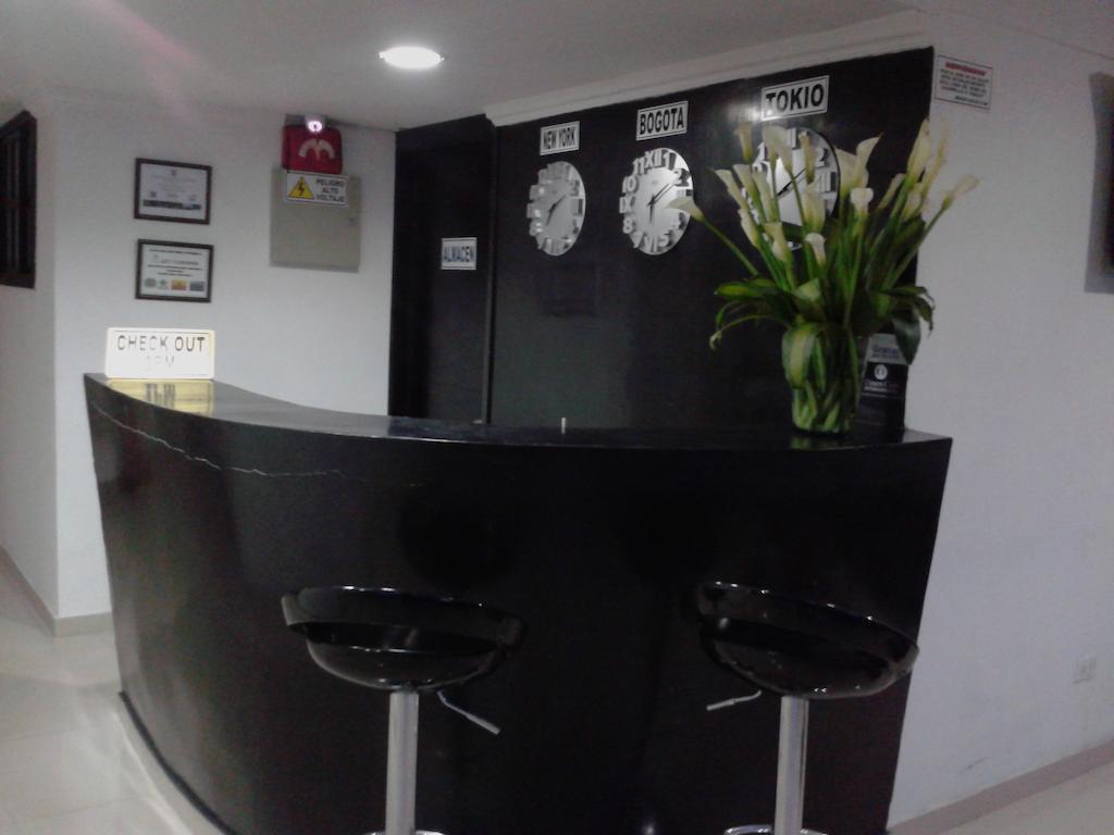 Hotel Santiago Plaza Богота Екстериор снимка